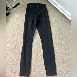 Black lululemon leggings